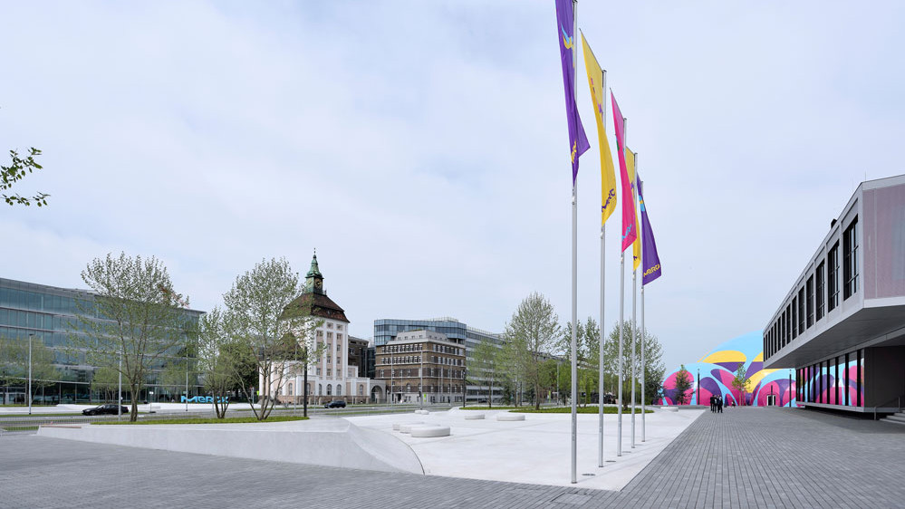 Emanuel-Merck-Platz Darmstadt 7-kleiner